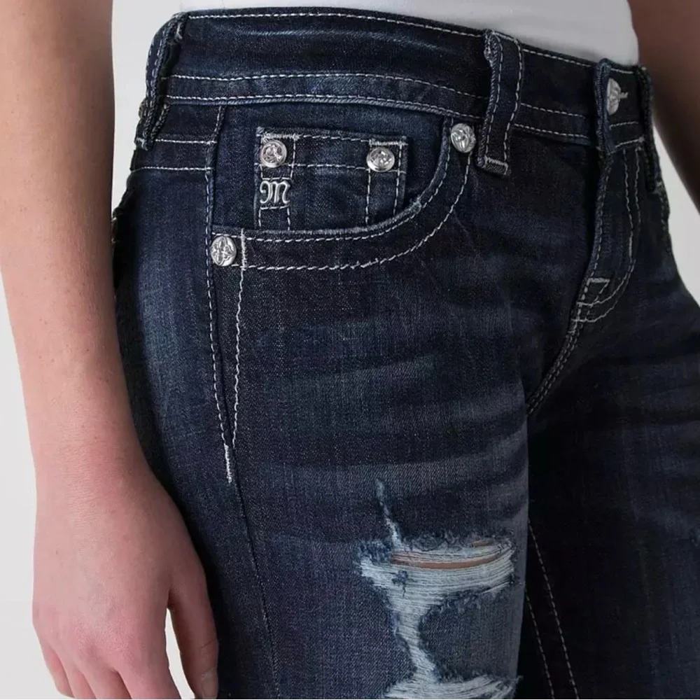 Miss Me Ankle Jeans with Classic Dark Wash Sz 34 mid rise cropped stretchy sz 34 - Picture 3 of 12